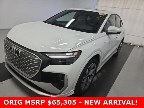 2024 Audi Q4 e-tron 55 quattro Premium