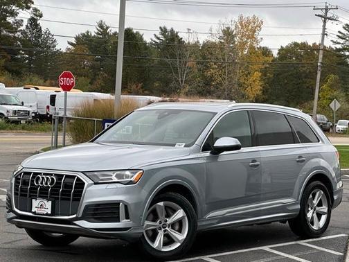 2023 Audi Q7 45 Premium
