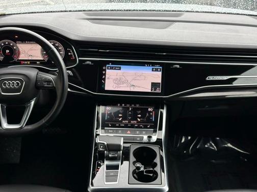 2023 Audi Q7 45 Premium