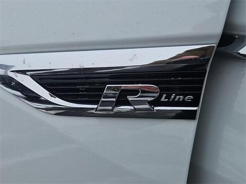 2021 Volkswagen Tiguan 2.0T SE R-Line Black