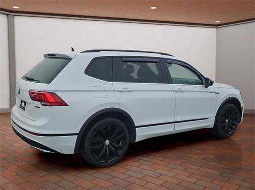 2021 Volkswagen Tiguan 2.0T SE R-Line Black