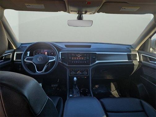 2023 Volkswagen Atlas 2.0T SE