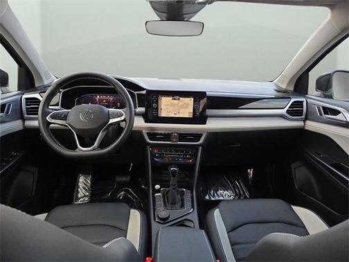 2025 Volkswagen Taos 1.5T SEL