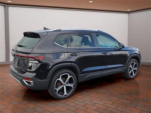 2025 Volkswagen Taos 1.5T SEL