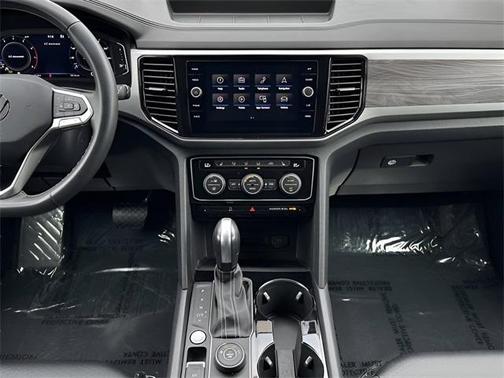 2022 Volkswagen Atlas Cross Sport 3.6L V6 SE w/Technology