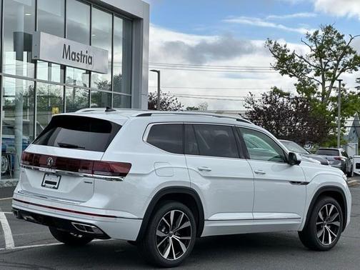 2025 Volkswagen Atlas 2.0T SEL Premium R-Line