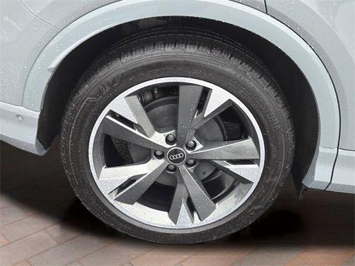 2024 Audi Q4 e-tron 55 quattro Premium