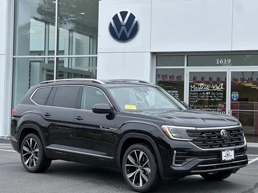 2025 Volkswagen Atlas 2.0T SEL Premium R-Line