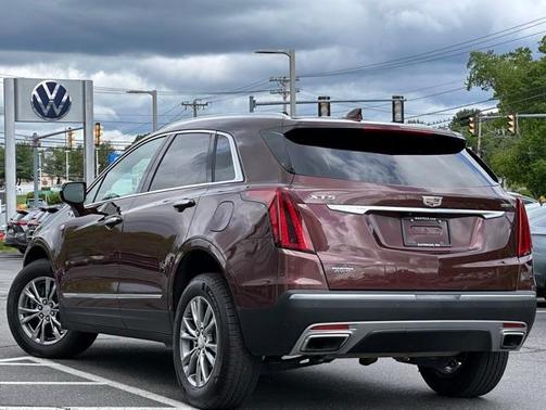 2022 Cadillac XT5 Premium Luxury