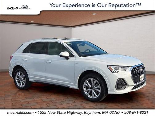 2023 Audi Q3 45 S line Premium