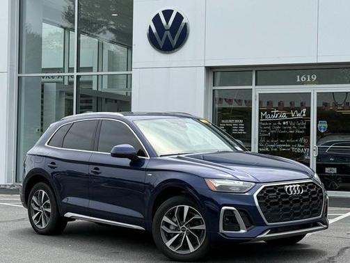 2022 Audi Q5 45 S line quattro Premium