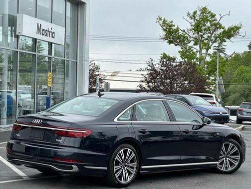 2022 Audi A8 L 55