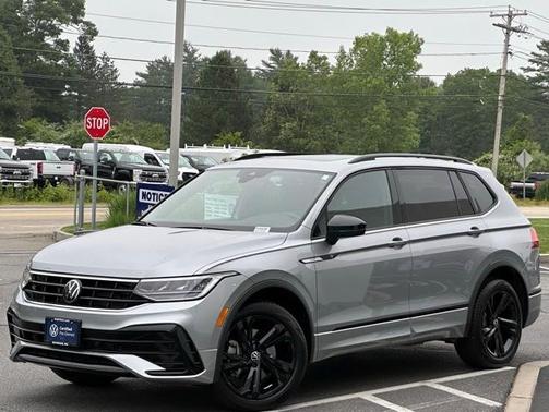 2024 Volkswagen Tiguan 2.0T SE R-Line Black