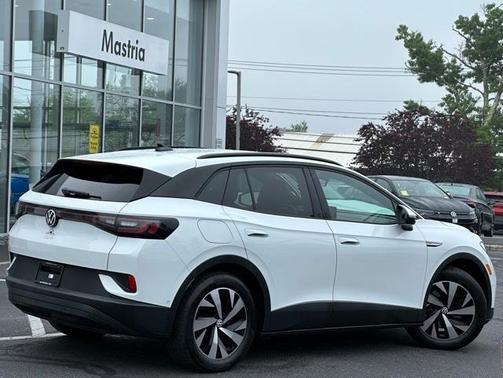 2023 Volkswagen ID.4 Pro
