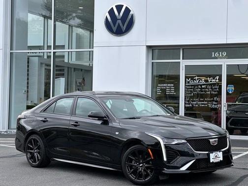 2023 Cadillac CT4 Sport