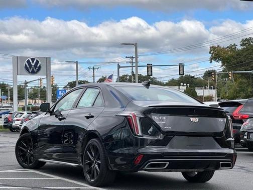 2023 Cadillac CT4 Sport