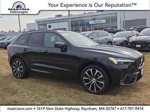 2025 Volvo XC60 B5 Plus