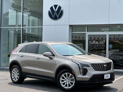 2023 Cadillac XT4 Luxury