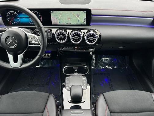 2022 Mercedes-Benz CLA 250 Base 4MATIC