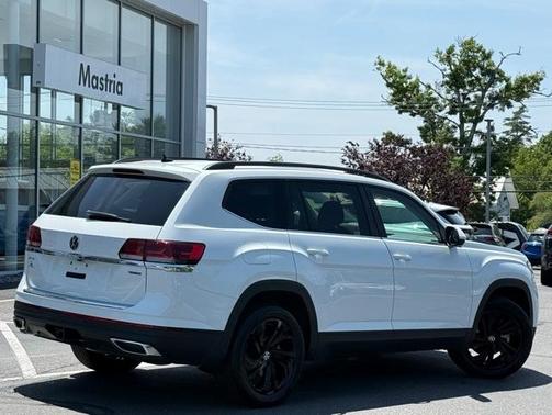 2023 Volkswagen Atlas 3.6L SE w/Technology