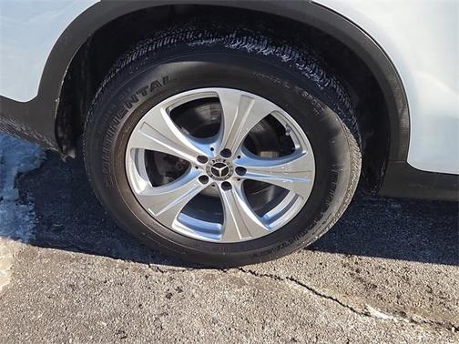 2018 Mercedes-Benz GLC 300 Base 4MATIC