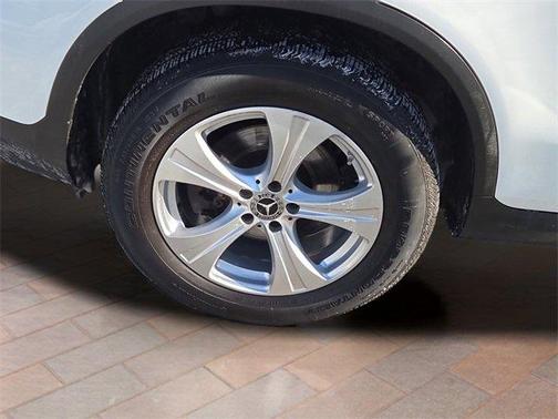 2018 Mercedes-Benz GLC 300 Base 4MATIC