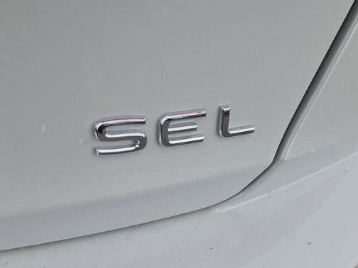 Opal White Pearl 2026 Volkswagen Jetta 1.5T SEL
