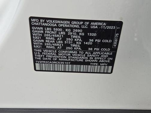 Opal White Pearl Effect 2024 Volkswagen Atlas 2.0T SEL Premium R-Line