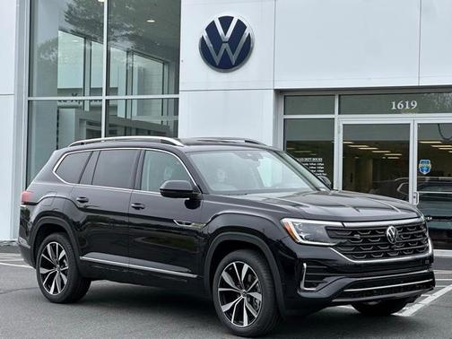 2025 Volkswagen Atlas 2.0T SEL Premium R-Line