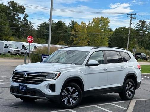 2024 Volkswagen Atlas 2.0T SE