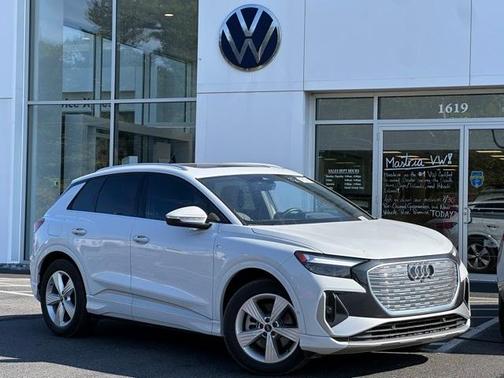 2024 Audi Q4 e-tron 55 quattro Premium