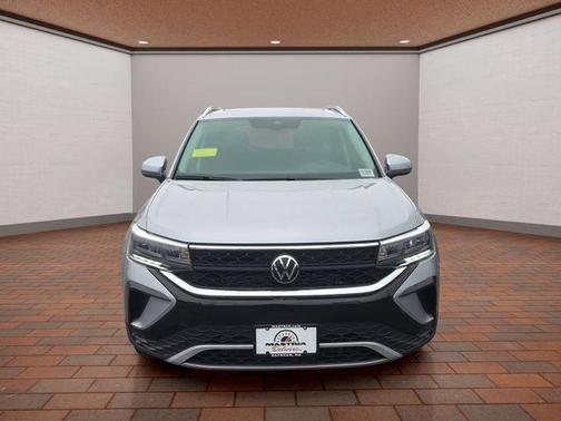 Pyrite Silver Metallic 2023 Volkswagen Taos 1.5T SE