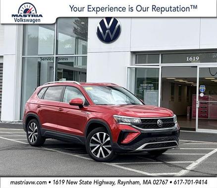 Kings Red 2022 Volkswagen Taos 1.5T SE