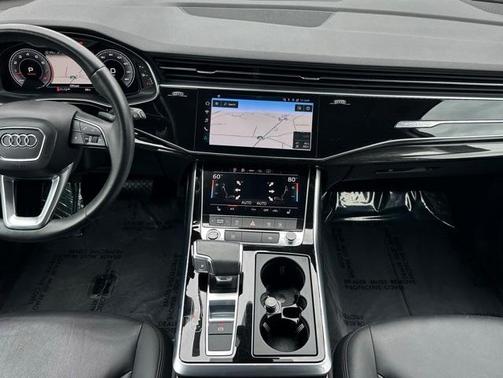 2022 Audi Q7 55 Premium Plus