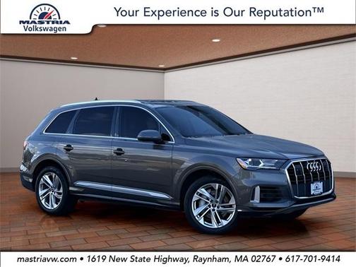 2022 Audi Q7 55 Premium Plus