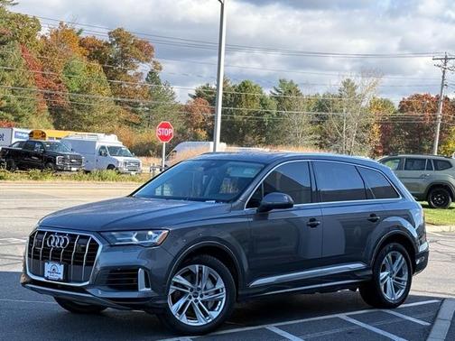 2022 Audi Q7 55 Premium Plus