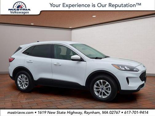 Oxford White 2021 Ford Escape SE