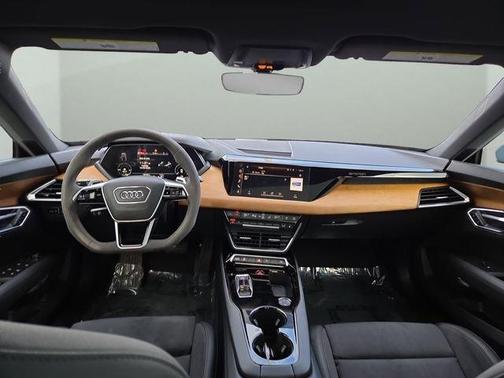 Kemora Gray Metallic 2023 Audi e-tron GT Premium Plus