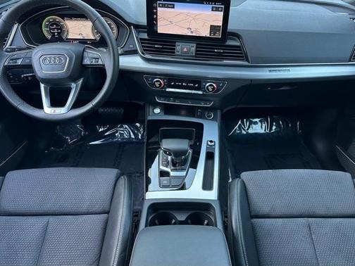 2024 Audi Q5 e 55 S line quattro Premium