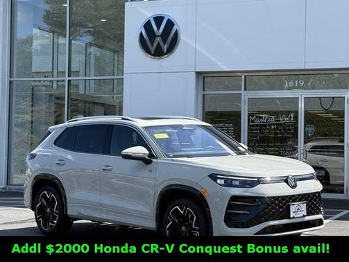 2025 Volkswagen Tiguan 2.0T SEL R-Line
