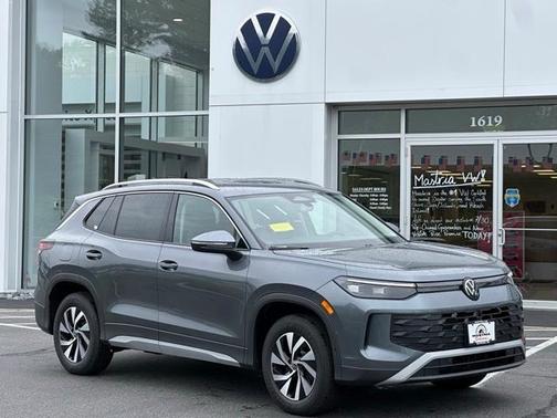 2025 Volkswagen Tiguan 2.0T S