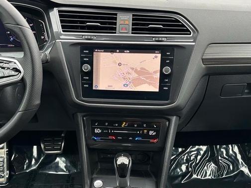2024 Volkswagen Tiguan 2.0T SEL R-Line