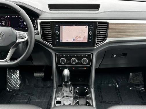2022 Volkswagen Atlas 3.6L SEL