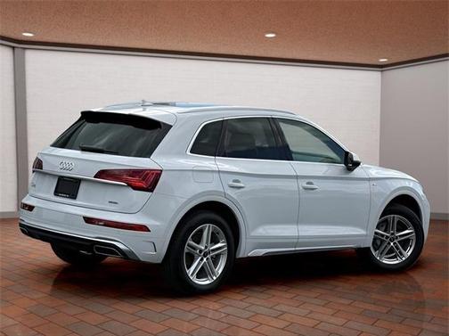 2025 Audi Q5 55 S line quattro Premium