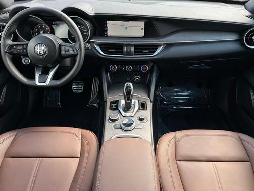 2022 Alfa Romeo Stelvio Ti