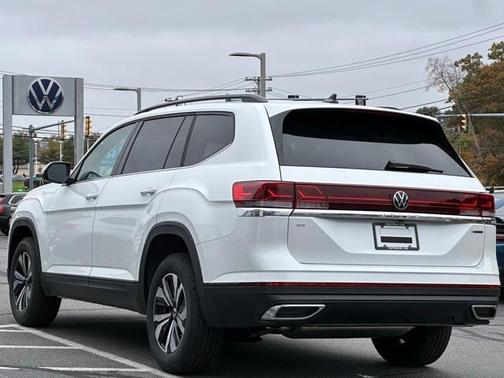2026 Volkswagen Atlas 2.0T SE