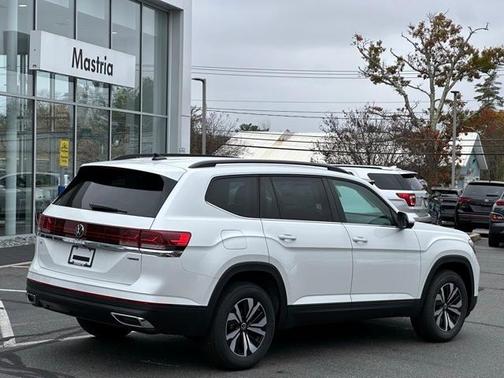 2026 Volkswagen Atlas 2.0T SE
