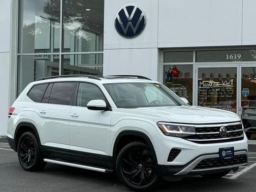 2022 Volkswagen Atlas 3.6L SE w/Technology