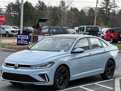 2025 Volkswagen Jetta 1.5T SE
