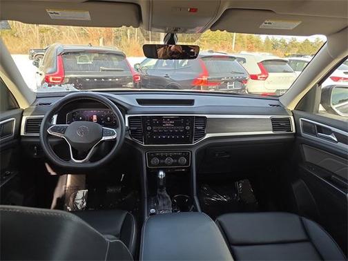 2022 Volkswagen Atlas 3.6L SE w/Technology